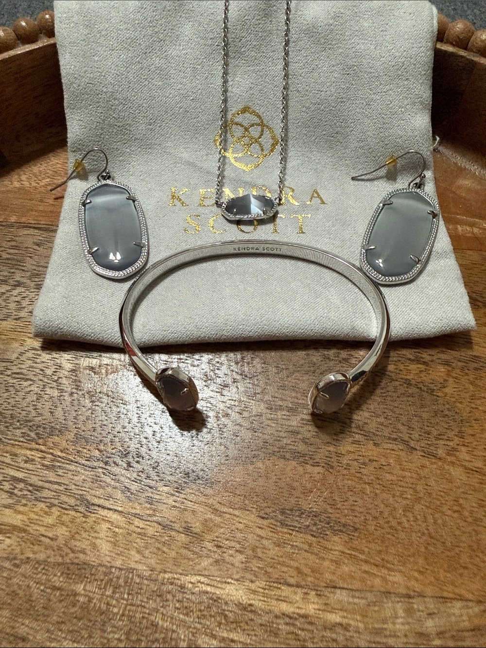 Kendra Scott Silver Gray Elisa-Style Jewelry Set